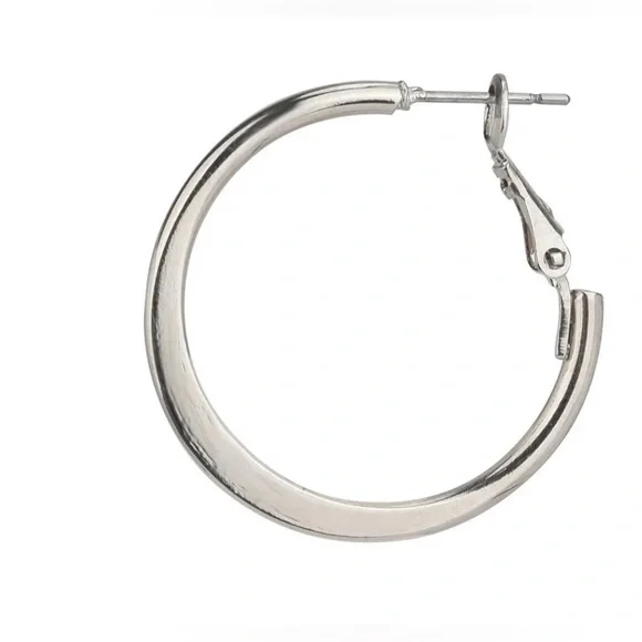 Hoop earrings silver tones hypoallergenic. - Picture 4 of 6